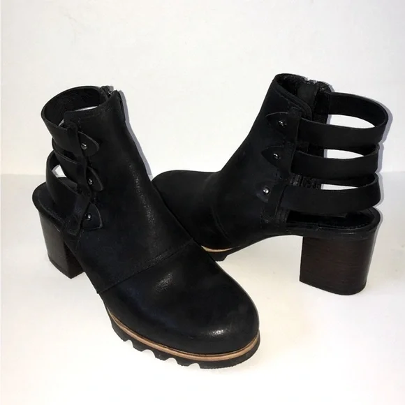 Sorel Shoes Sorel Addington Cut Out Bootie Sz 75 Poshmark